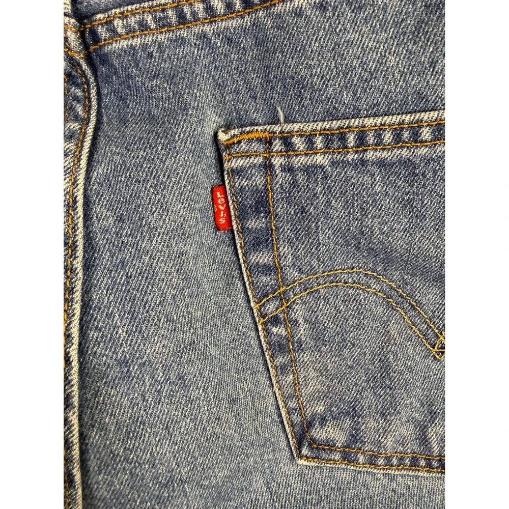 Levis 550 Relaxed Fit Jeans Mens 36x32 Blue Medium Wash Tapered Denim 00550-4891